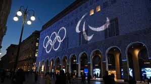 蒂亚尼·赖恩德斯表示：罗德里的存在为球队注入了十足的镇定力，能与他在同一天出战实在是美妙。他的比赛节奏极快，是位顶尖球员……[via @ManCity] 来源：City Xtra