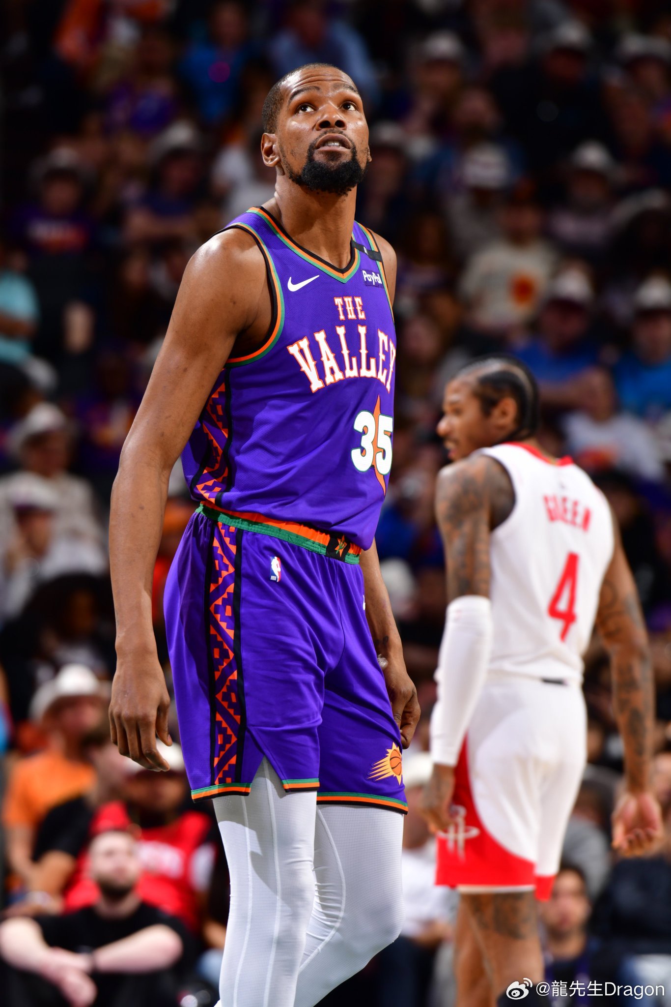 的项目之一 的项目之一